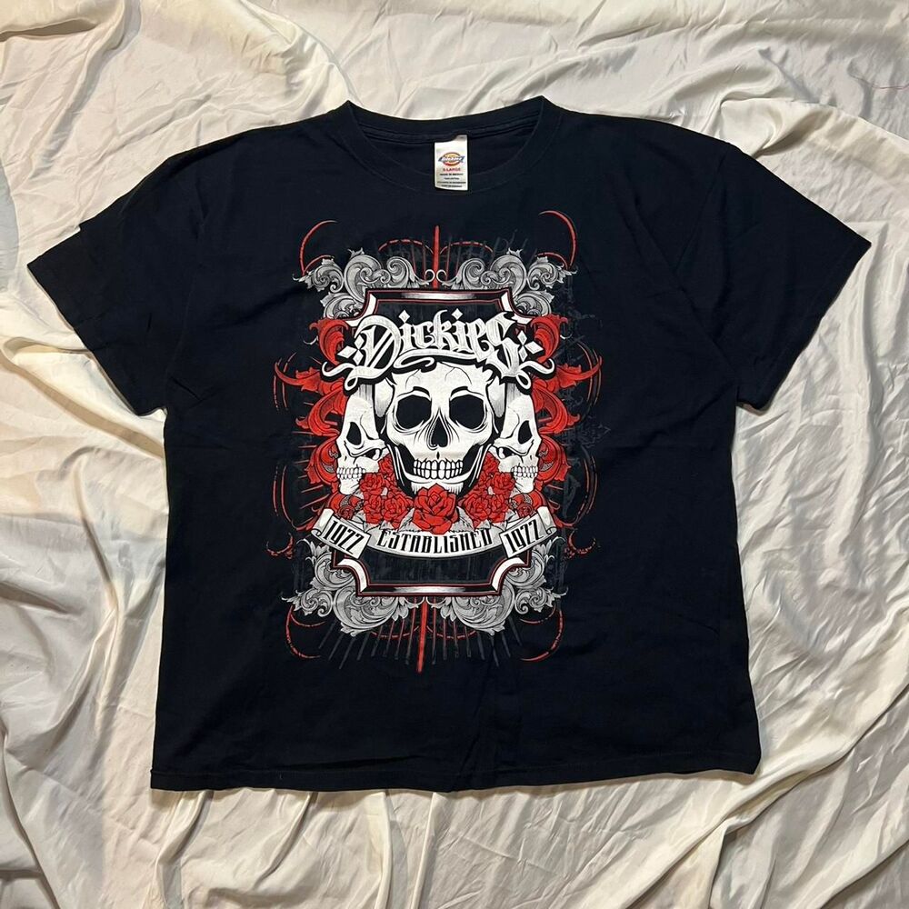 Y2K Goth Dickies Skull and Roses Graphic Tee Black Red